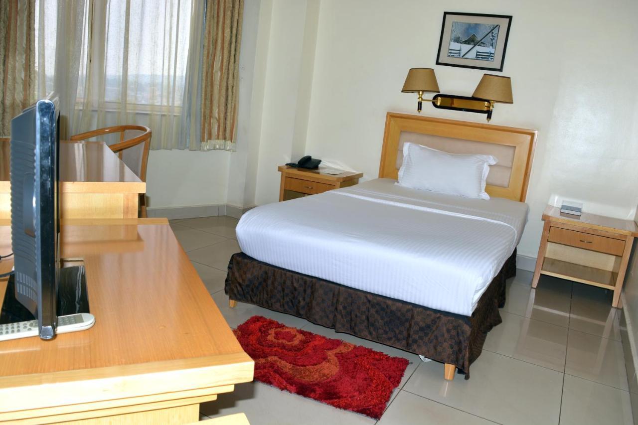 Civitas Hotel Kigali Ngoại thất bức ảnh
